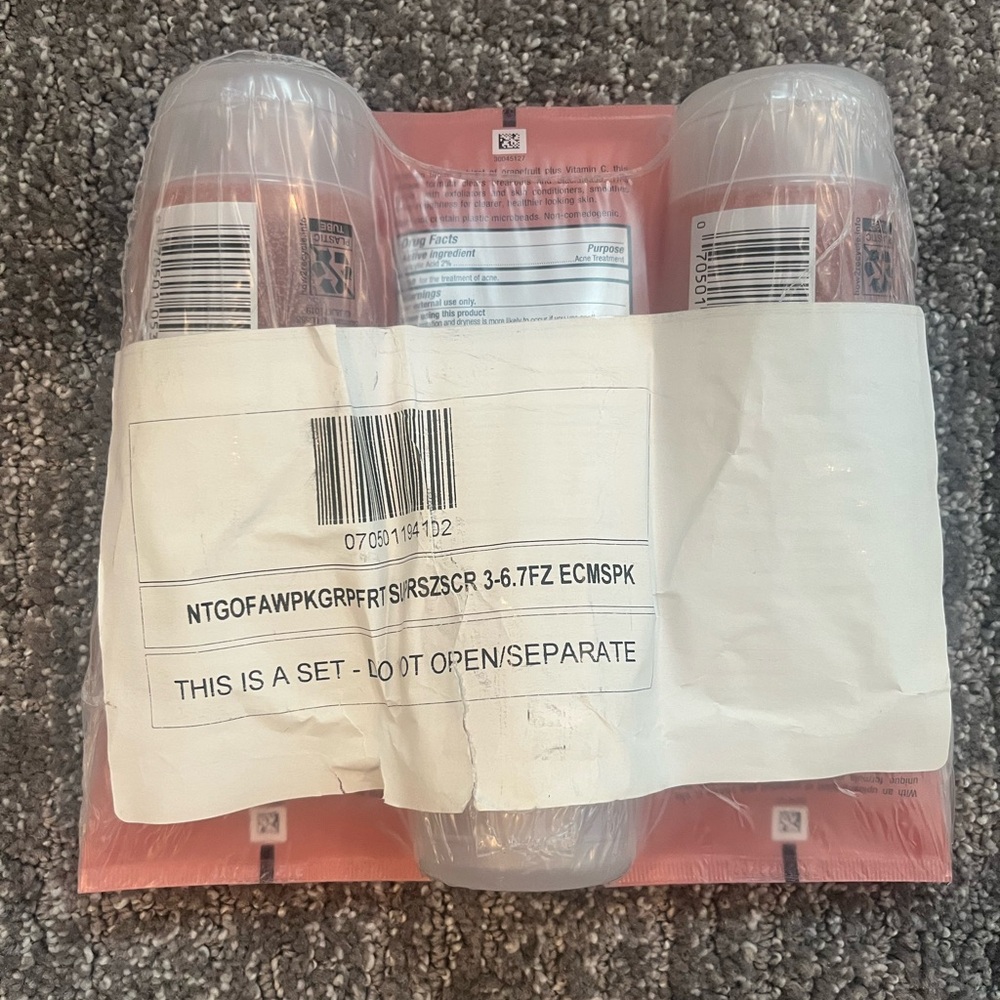 3 Pack Neutrogena Oil Free Pink Grapefruit Foaming Scrub Acne Wash 6.7oz - Picture 2 of 2
